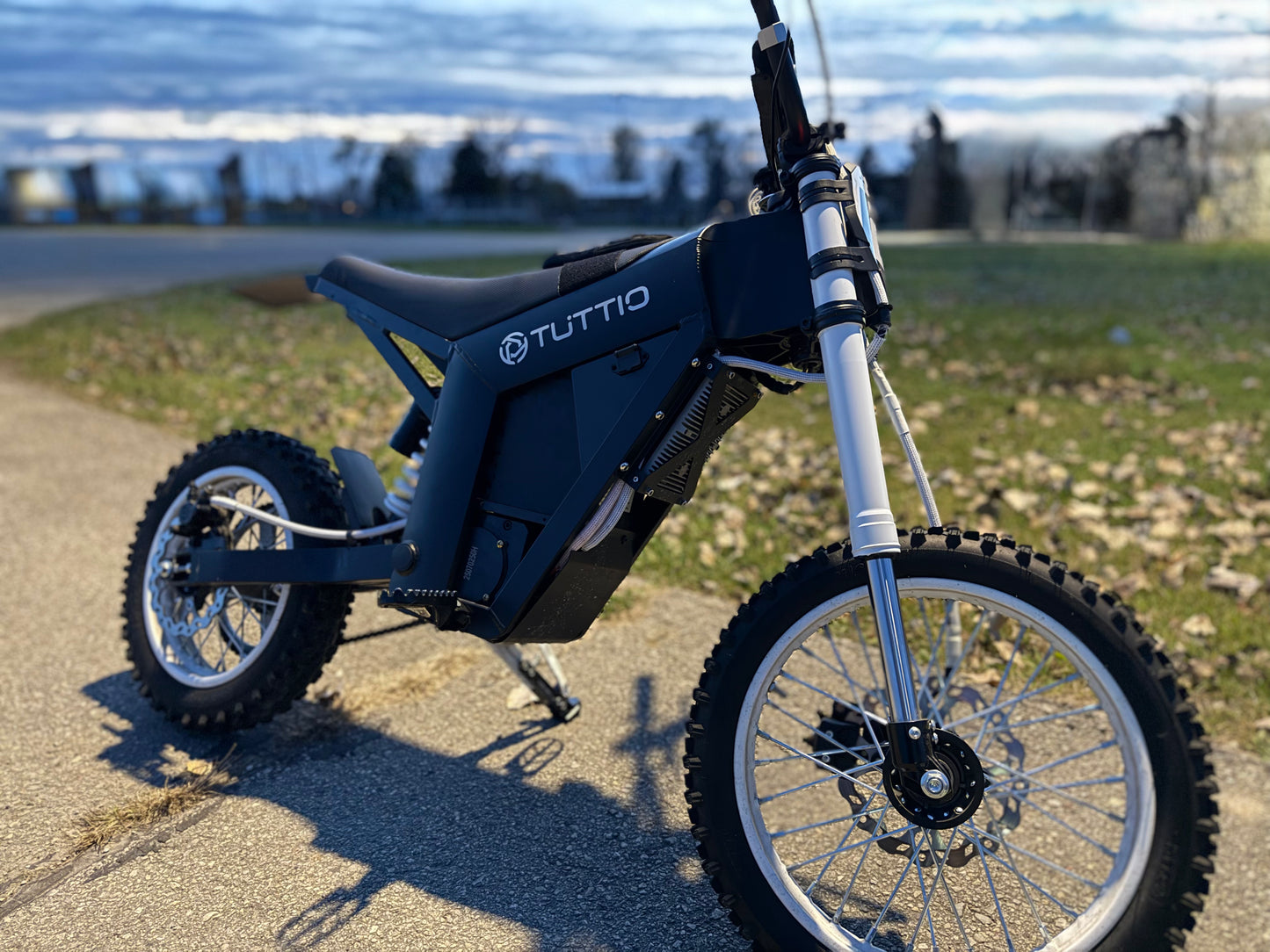 Tuttio / Kugoo battery panel for charging port